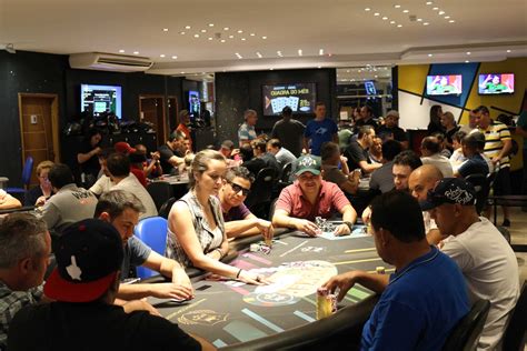 Clube De Poker Ao Vivo Galati