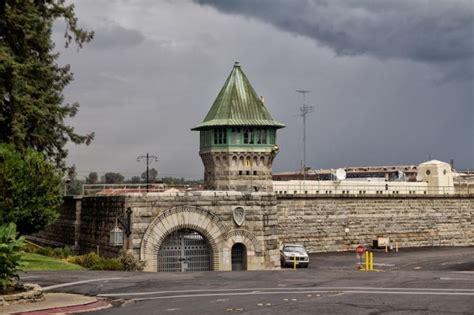 Folsom Prison Leovegas