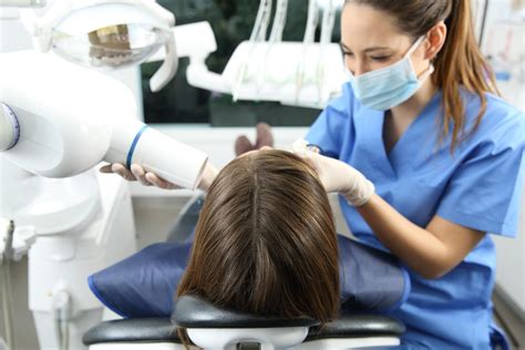 Le Bruit De La Roleta Du Dentiste