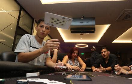 Poker Equador