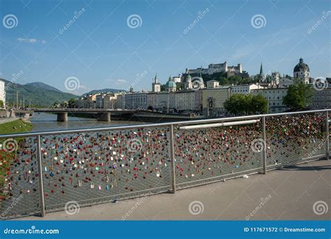 Salzburgo Brug Hangsloten